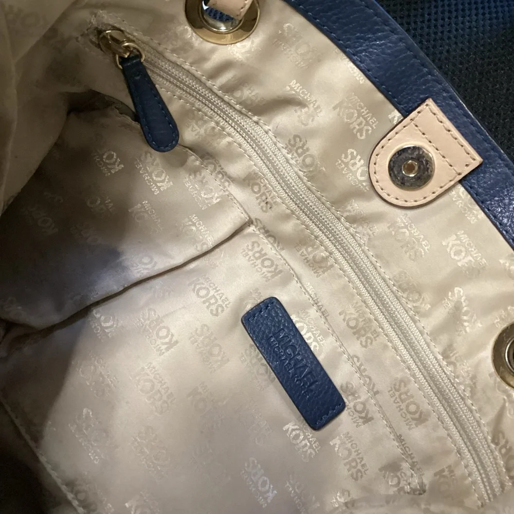 Michael Kors Navy Leather Tote with Tan Straps and Gold Charm - Picture 9 of 11